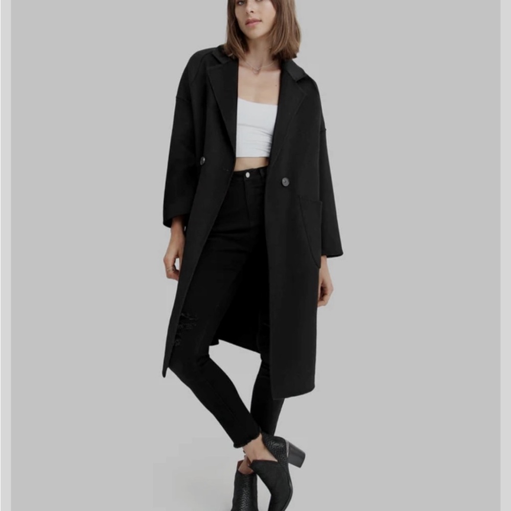 Brand new black wool Belle & Bloom publisher coat. New with tags.